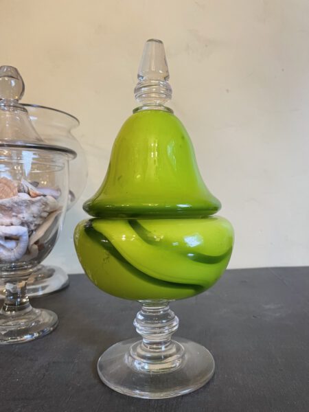 19e eeuwse Snoeppot op Voet Frans