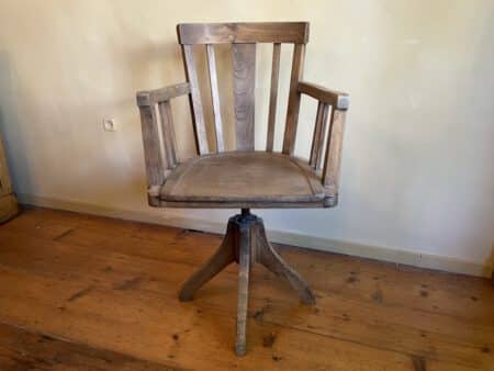 Bureaustoel Captain`s Chair Art Deco
