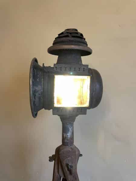 Industriele Vloerlamp op Oud Statief - Afbeelding 2