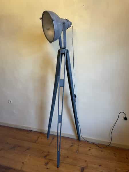 Industriele Vloerlamp op Statief - Afbeelding 11
