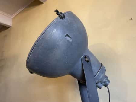 Industriele Vloerlamp op Statief - Afbeelding 2