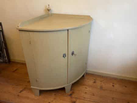 Oud Hollandse Hoekkast met bolle deuren - Afbeelding 3