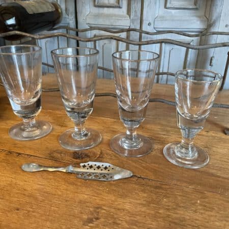 4 x 19e eeuws Glazen Absinth Wijnglazen