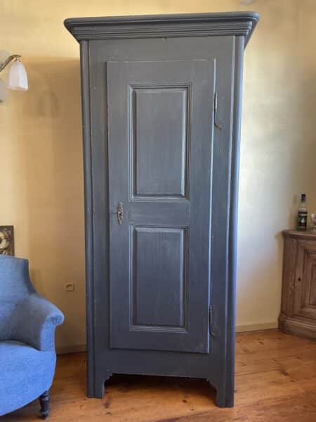18e eeuwse Hoge Kast Kledingkast Keukenkast 240 cm. - Afbeelding 2
