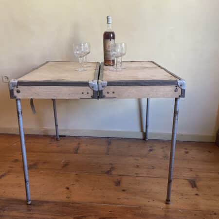 Picknick Koffer Tafel Kiss Ply jaren 50 voor Tubauto