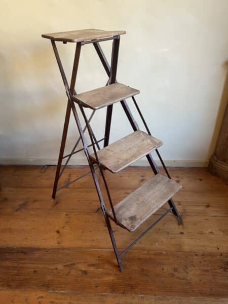 Trap Etalage Standaard - Afbeelding 2