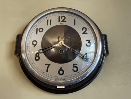 Wandklok Keukenklok Klok Art Deco 1930 Bakeliet