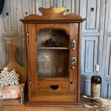 (Hang) Vitrinekastje Wandautomaat 1900