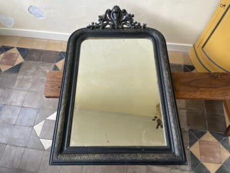 Spiegel met Kuif Louis Philippe 108 cm.