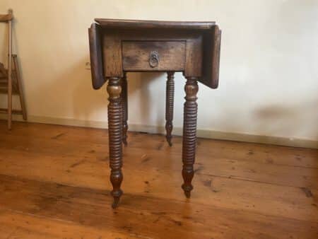 Hangoortafel Sidetable Notenhout - Afbeelding 2