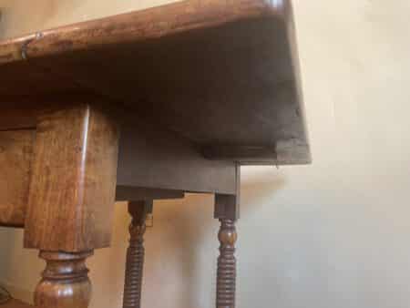 Hangoortafel Sidetable Notenhout - Afbeelding 14