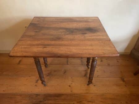 Hangoortafel Sidetable Notenhout - Afbeelding 6