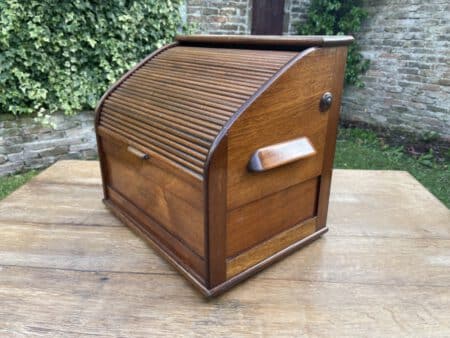 Rolluikkastje voor je bureau Radiokastje art deco 1923