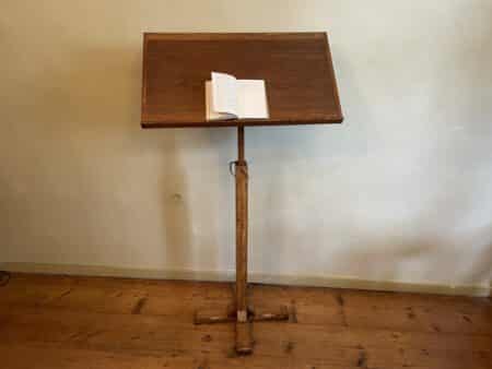 Lezenaar Bijbelstandaard  Lectern