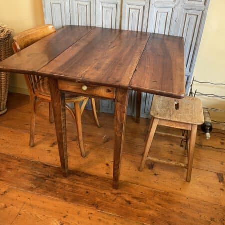 Hangoortafel Side Table Klaptafel