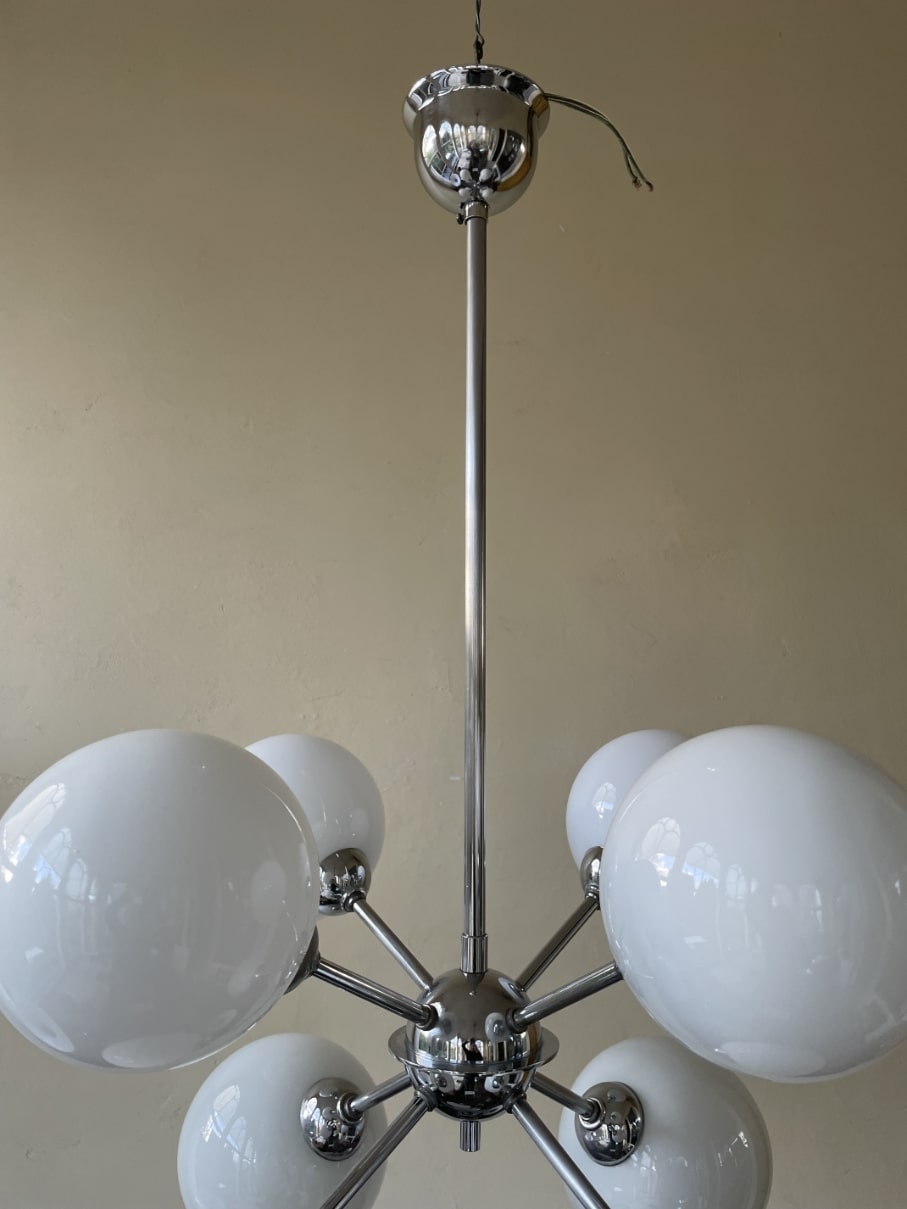 https://www.toonkamerwebshop.nl/wp-content/uploads/2025/12/Hanglamp-lamp-Plafondlamp-8-bollen-Vintage-Frans-www.toonkamerwebshop.nl-3.jpg