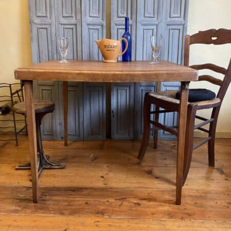 Klaptafel Bijzettafel Speeltafel Table Brige genaamd  Vono