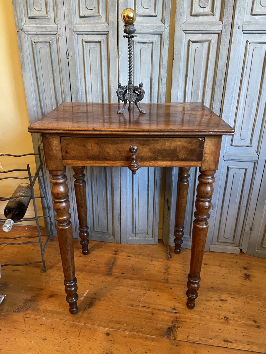 Tafeltje Bijzettafeltje Notenhout - Afbeelding 2