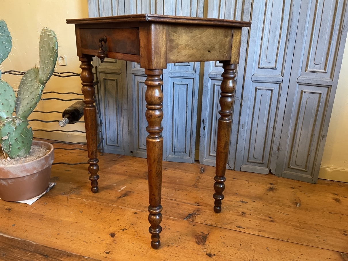 Tafeltje Bijzettafeltje Notenhout - Afbeelding 8