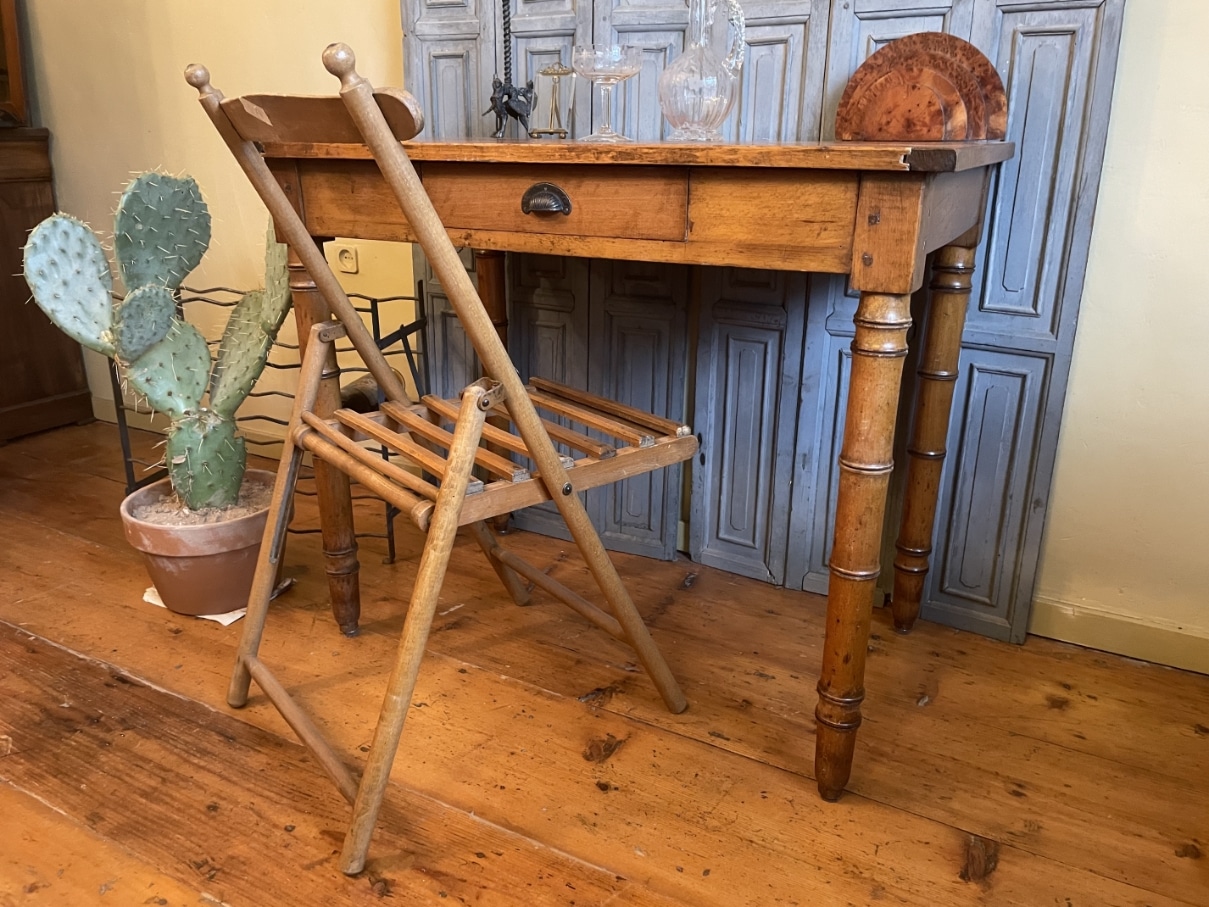 Tafeltje Werktafel Eettafeltje