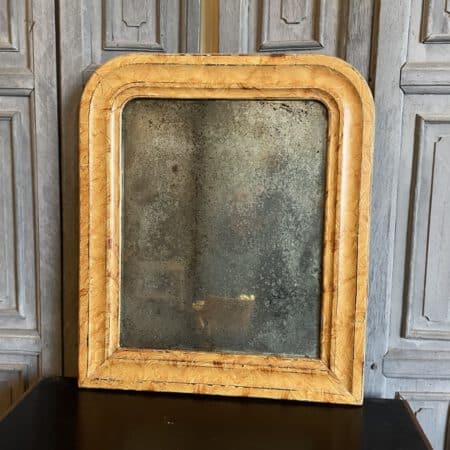 Spiegeltje Louis Philippe 42.5 cm.