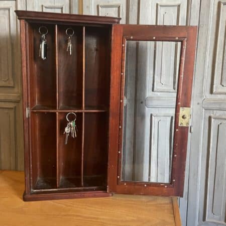 (Hang) Sleutelkastje Hotelkastje Vitrinekastje